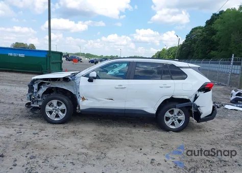 2021 Toyota Rav4 Xle from USA, damaged, VIN 2T3W1RFV0MW114998